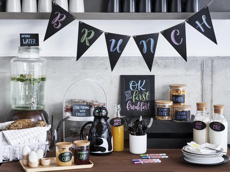 edding 4085 chalk marker - pastel-green - 1 chalk pen - round nib 1-2 mm - fine-nib wet wipe pen for chalkboards, windows, glass, mirrors - liquid chalk marker pens for opaque coverage - Image 4